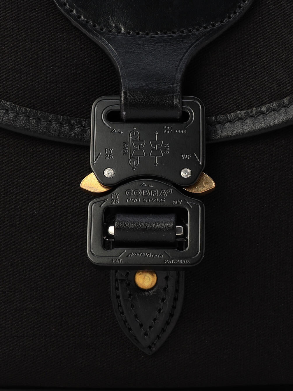 COLNE with COBRA BUCKLE