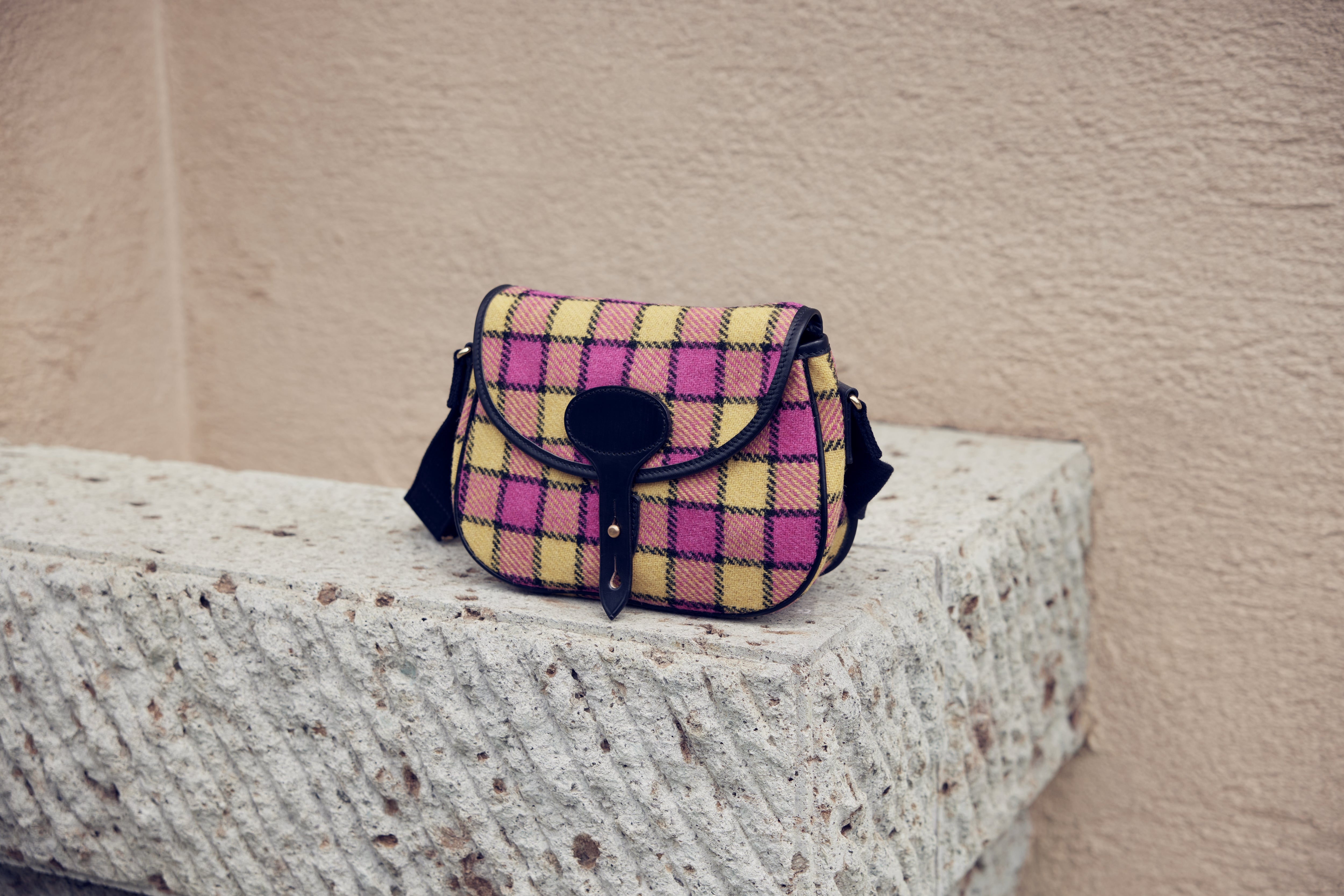 Harris Tweed チェック柄mutaハンドバッグ ハリスツイードx再生ウールコンビ手提げマザーバッグ - WING-I