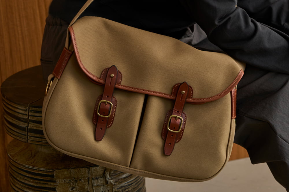 Brady ベージュ メッセンジャーバッグ Brady Official Online Store｜ブレディー 公式オンラインストア