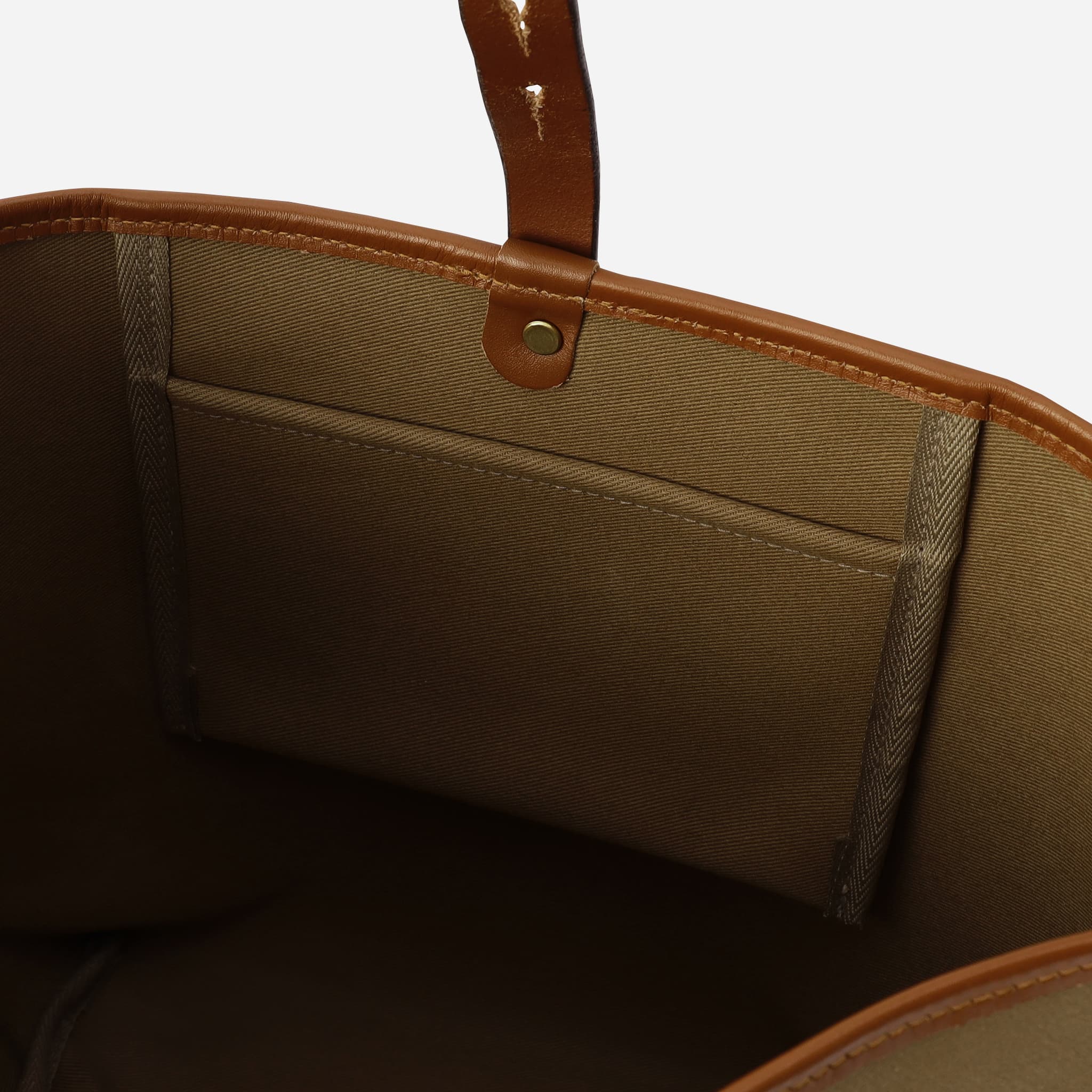 Ashdown Medium