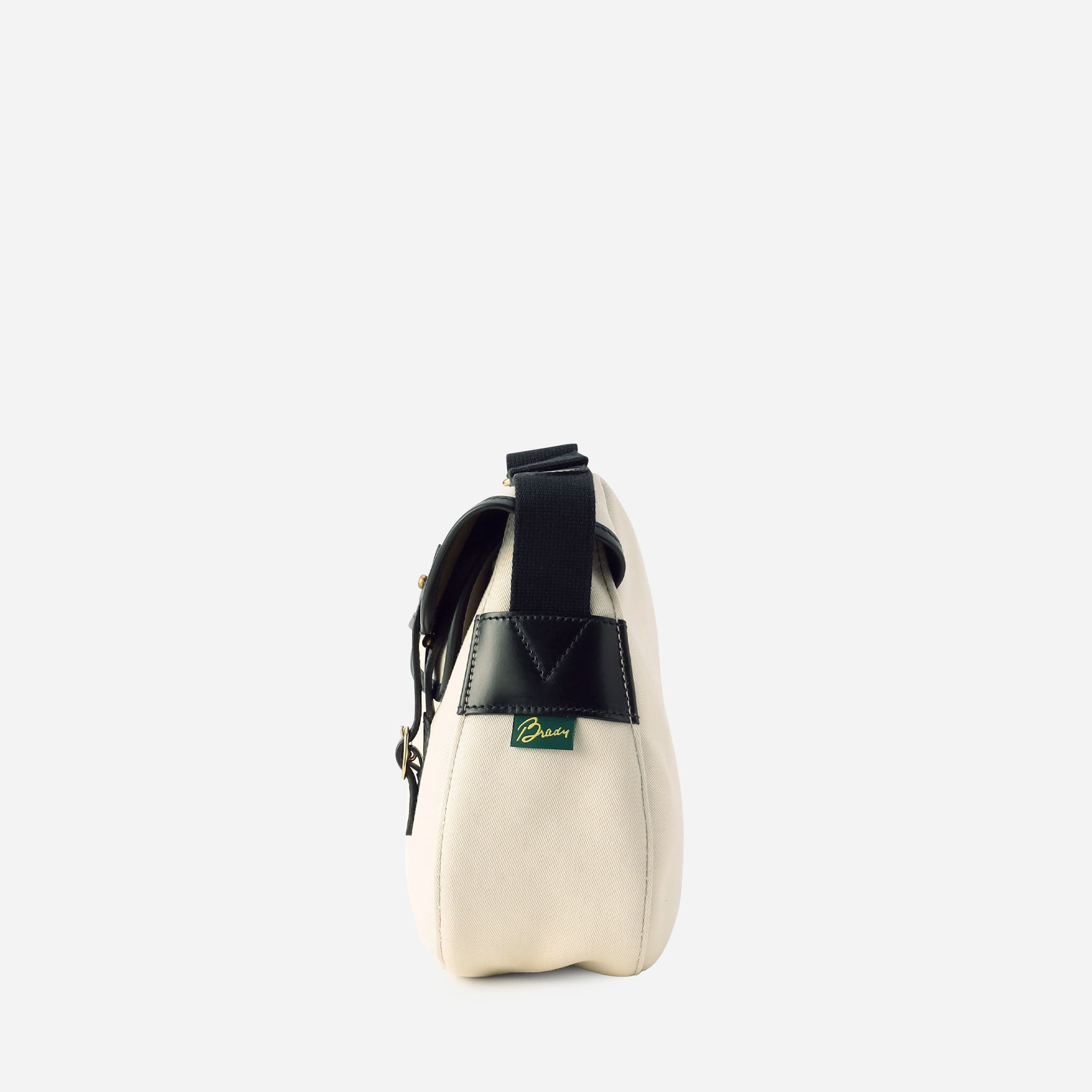 ARIEL TROUT SMALL｜BradyBags 公式オンラインストア